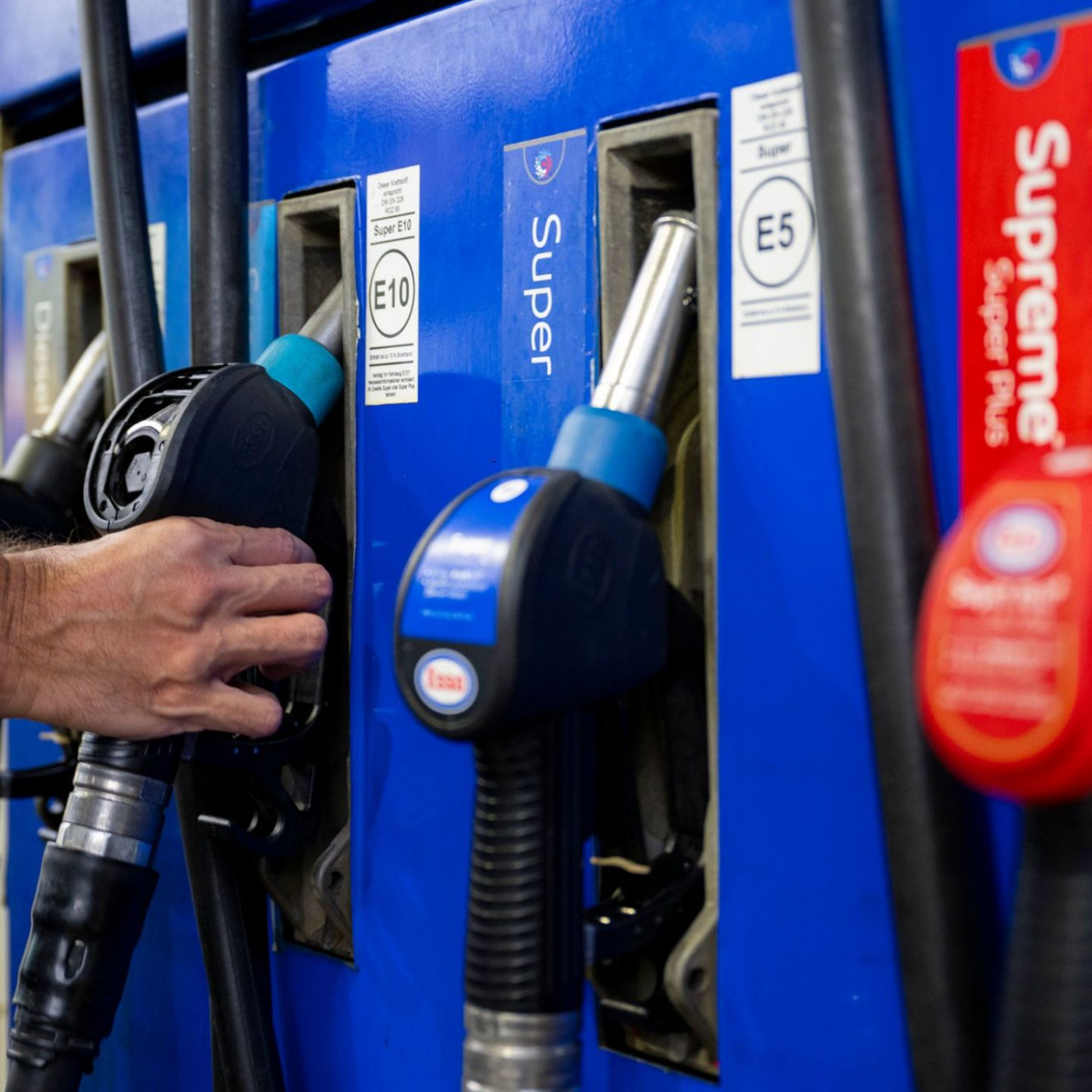 Tankrabatt soll durch den Bundestag - was man wissen muss