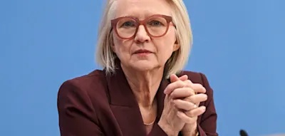 CDU-Gruppe distanziert sich von Merz&rsquo; Renten-&Auml;u&szlig;erung &ndash;&nbsp;Wirtschaftsweise springt Kanzler bei