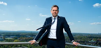 &bdquo;Schwarz-Rot ist die letzte anst&auml;ndig demokratische Regierung&ldquo;