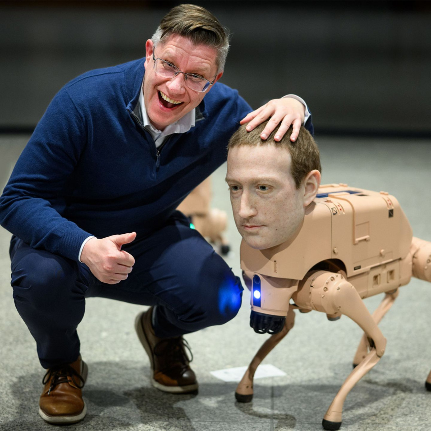 K&uuml;nstler macht Tech-Milliard&auml;re zu Roboterhunden &ndash; was steckt dahinter?