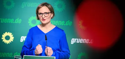 &bdquo;Merz wusste immer alles besser. Jetzt ergeht er sich in Selbstmitleid&ldquo; &ndash; Gr&uuml;ne attackieren Kanzler