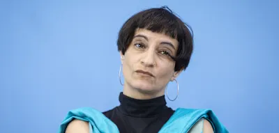 Amadeu-Antonio-Stiftung geht gegen &bdquo;Apollo News&ldquo; vor