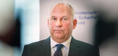 &bdquo;&Uuml;bers Ziel hinausgeschossen&ldquo; &ndash;&nbsp;In Beh&ouml;rden wachsen Zweifel am harten Kurs gegen &bdquo;Hasskommentare&ldquo;