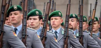 Bundeswehr verh&auml;ngt Bef&ouml;rderungsstopp f&uuml;r Unteroffiziere &ndash; &bdquo;Das f&uuml;hrt zu Unruhe in der Truppe&ldquo;