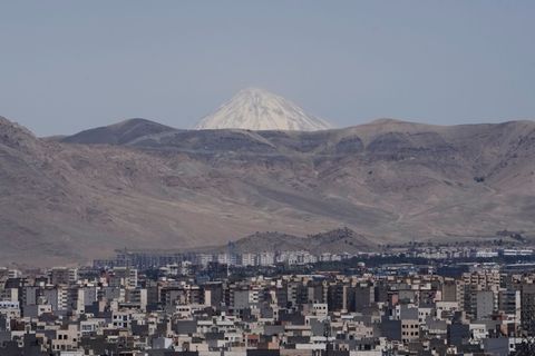 B&ouml;rse in Teheran &ouml;ffnet wieder