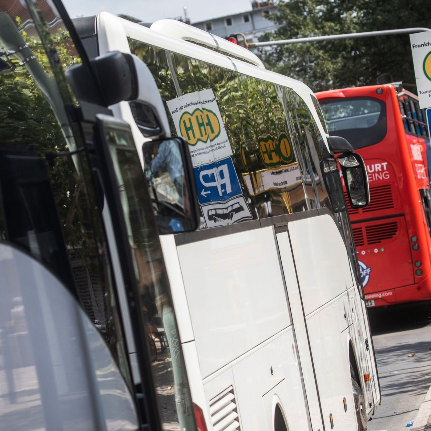 T&Uuml;V-Verband schl&auml;gt Alarm: Fast jeder f&uuml;nfte Bus f&auml;llt durch