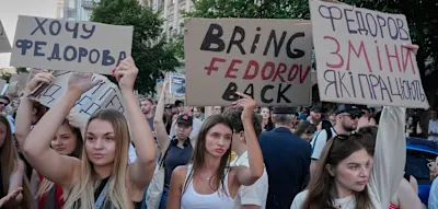 &bdquo;Nat&uuml;rlich h&ouml;re ich, was die Leute sagen&ldquo; &ndash; Selenskyj reagiert auf Stra&szlig;enproteste