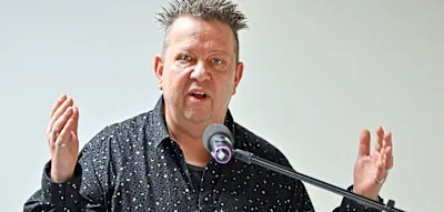 &bdquo;Hinterfragen, warum Leute so derma&szlig;en am Rad drehen&ldquo; &ndash; Krumbiegel zeigt Verst&auml;ndnis f&uuml;r AfD-W&auml;hler