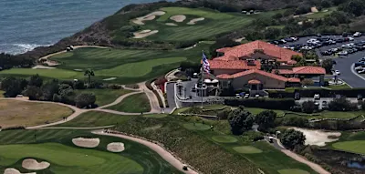 Mann mit Waffe und Munition vor Trump-Golfplatz festgenommen