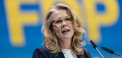 &bdquo;Die Ostidentit&auml;t wurde nachtr&auml;glich erfunden&ldquo;, sagt FDP-Vize Teuteberg