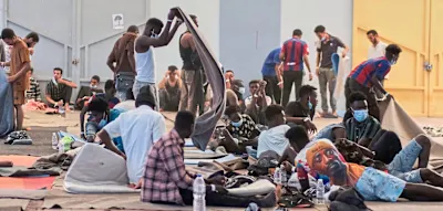 Aufstand in griechischem Haftlager &ndash; Dutzende Migranten fliehen
