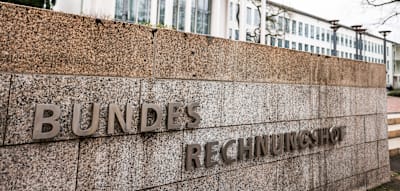 &bdquo;Irref&uuml;hrend&ldquo; &ndash; Bundesregierung weist Kritik am Ausbau des Beamtenapparats zur&uuml;ck