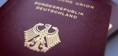 &bdquo;Auf ekelhafte Weise skrupellos&ldquo; &ndash; Parlamentarier fordern Aufkl&auml;rung nach mutma&szlig;lichem Passbetrug