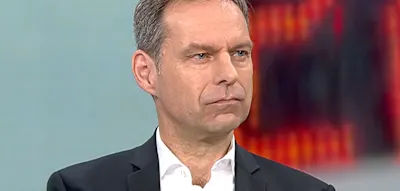 &bdquo;Regierung z&uuml;ndet Nebelkerzen&ldquo; &ndash; INSM weist Kritik an Studie zum Ausbau des Beamtenapparats zur&uuml;ck