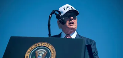 &bdquo;Diese Einmischung, die geht nicht&ldquo; &ndash; SPD emp&ouml;rt &uuml;ber Trump-Lob f&uuml;r AfD