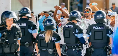 Bundespolizei nimmt zwei mutma&szlig;liche Mitglieder von Eritrea-Terrorgruppe fest