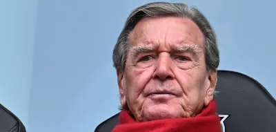&bdquo;Endlich vor die T&uuml;r setzen&ldquo; &ndash; CDU-Fl&uuml;gel fordert SPD-Ausschluss von Schr&ouml;der