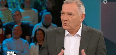 &bdquo;Diese Partei ist ein herzloser Verein von karrieregeilen M&auml;nnern&ldquo; &ndash; Van Aken rechnet mit CDU ab