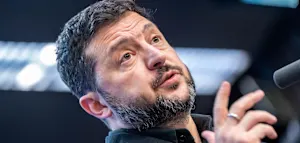 Selenskyj gibt Entwarnung &ndash; US-Geheimdiensthilfe &bdquo;funktioniert&ldquo; wieder
