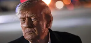 &bdquo;Sind so nah dran wie noch nie&ldquo;, sagt Trump &uuml;ber Friedensabkommen &ndash; Russland bombardiert Kiew