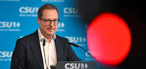 CSU-Generalsekret&auml;r verteidigt &bdquo;Extremismusklausel&ldquo; &ndash; und kritisiert L&auml;nderfinanzausgleich